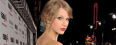 Taylor Swift (Lester Cohen/WireImage)