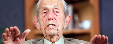Harold Camping speaks during a taping of his show 'Open Forum' on Monday, May 23, 2011. (AP/Marcio Jose Sanchez)
