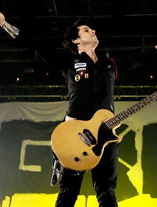 'Oh Love', Lagu Balada Green Day Yang Berkekuatan Besar
