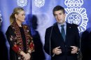 El director general de la Policía, Ignacio Cosidó, y la delegada del Gobierno en Madrid, Cristina Cifuentes, durante una rueda de prensa. EFE/Archivo