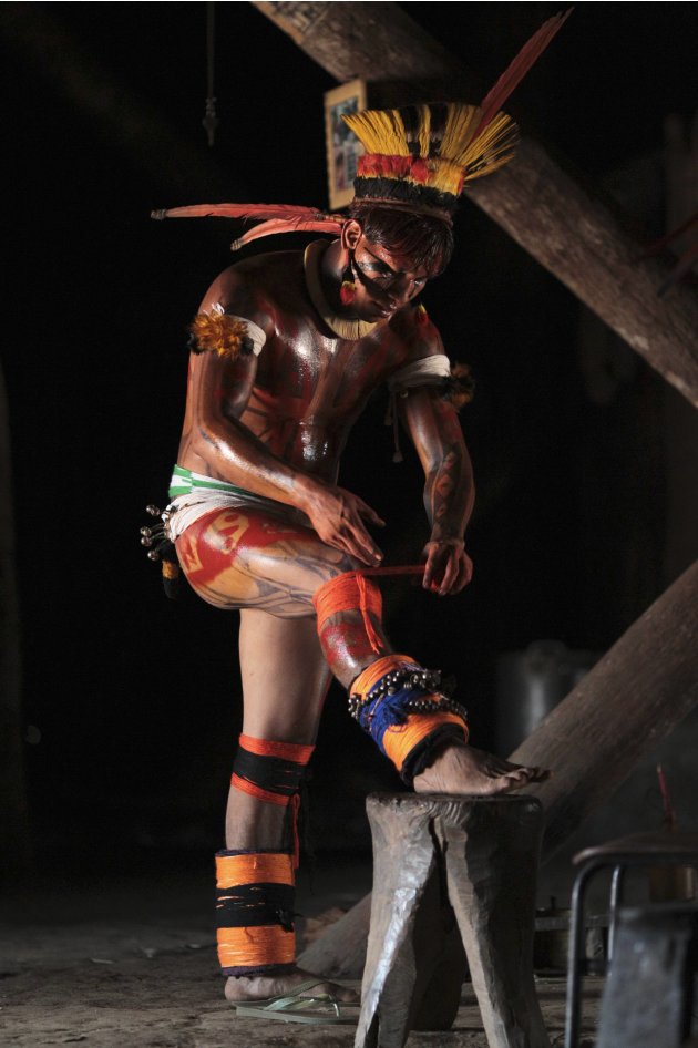 Foto: Kehidupan Suku Yawalapiti Di Hutan Amazon [ www.BlogApaAja.com ]