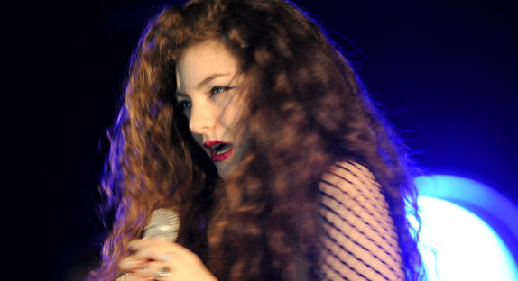 Lorde : Lorde attaque Selena Gomez : "J'en ai marre de sa façon de décrire les femmes"