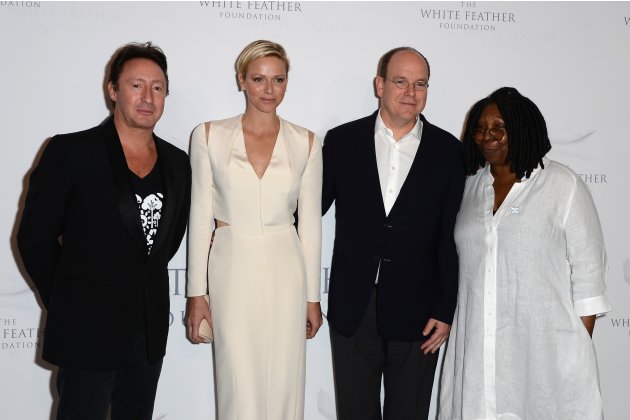 arrivals-white-feature-foundation-charity-20130513-020216-868.jpg