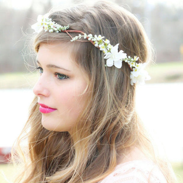 20 of Our Favorite Wedding Hair Accessories from Etsy