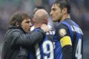 Serie A - Conte: "Traguardo più vicino";   Cambiasso si scusa