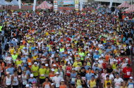 苗栗國際馬拉松》全台6000人早起響應路跑賽　蔣介文全程奪冠