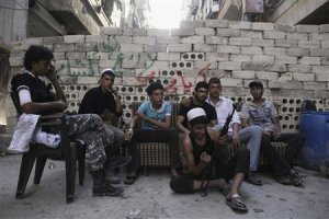 Free Syrian Army fighters rest in Salah al-Din neighbourhood …