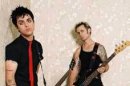 Billie Joe Sakit, Green Day Batalkan Konser di Italia