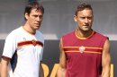 Serie A - Totti regala il rigore a Osvaldo,   Cassano-show