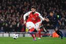 Arsenal's striker Olivier Giroud scores from the penalty spot on November 23, 2016