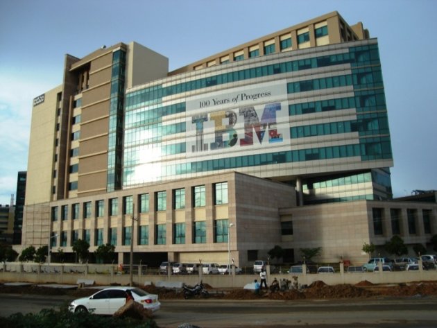 IBM pecat 13000 pegawai