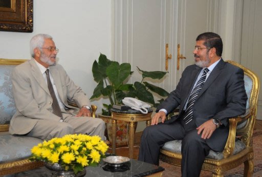 مرسي يتعهد احترام حكم المحكمة الدستورية الصادر الثلاثاء حول مجلس الشعب Photo_1342026547789-1-0