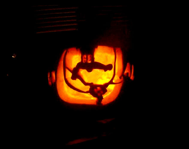 Brett Hull Trolls Sabres' Fans with Pumpkin Carving