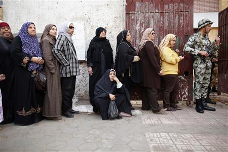 Violence flares in Cairo as Egyptians vote