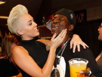 Miley’s Extreme Haircut Has Flavor Flav Confusing Her For Another iHeartRadio Festival Star