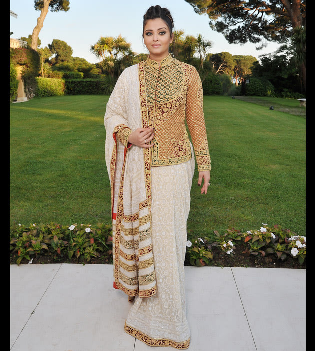 Celebs flaunt the sari