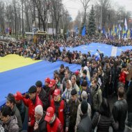 Χιλιάδες διαδηλωτές στους δρόμους της Ουκρανίας