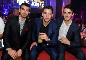 It's Official: The Jonas Brothers Split