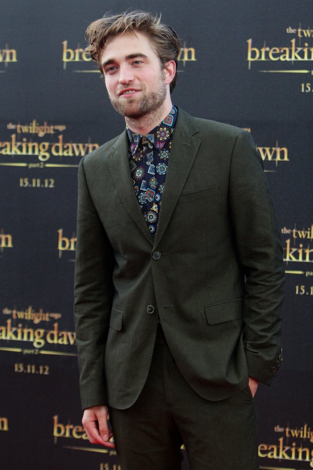Robert Pattinson Promotes "Breaking Dawn - Part 2" In Sydney