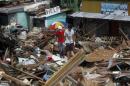 Oggi a Tacloban, la città delle Filippine colpita dal tifone Haiyan