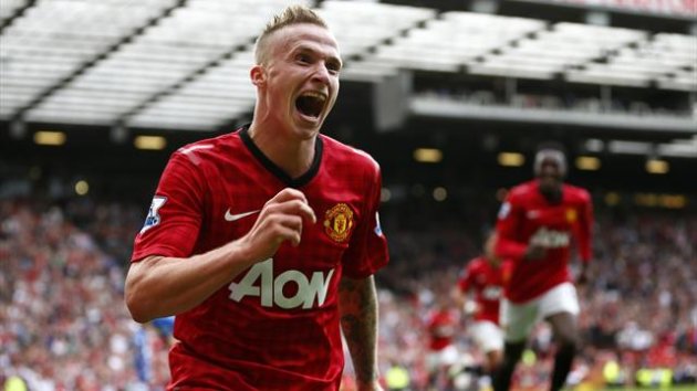 Manchester United's Alexander Buttner celebrates his goal against Wigan Athletic during their English Premier League soccer match at Old Trafford in Manchester, northern England, September 15, 2012 (Reuters)