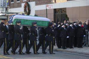 Mayor, VP to speak at slain NYPD officers funeral - Yahoo News