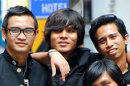 Band 6itxh Sense Asal Malaysia, Ternyata Mempunyai Vokalis Orang Indonesia