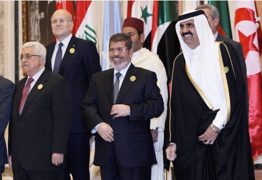 Arab heads of state pose for photos in Riyadh