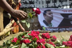 A Bangladeshi activist pays his respects to slain blogger&nbsp;&hellip;