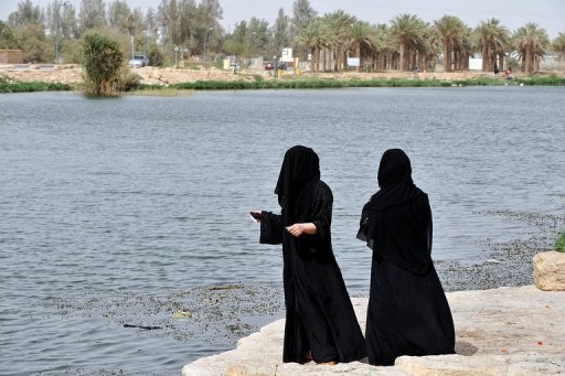 فرنسا تمنع دخول ثلاث سعوديات بسبب النقاب  Photo_1339517104394-1-0