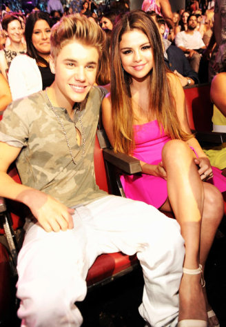 Justin Bieber, Selena Gomez Reunite in L.A. for First Time Since Split