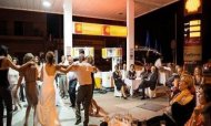 ΑΠΙΣΤΕΥΤΟ: Γάμος σε… βενζινάδικο στην Ελλάδα της Κρίσης!