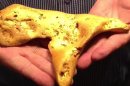 Amateur Finds $300,000 Gold Nugget