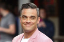 Robbie Williams Luncurkan Single 'Be A Boy'