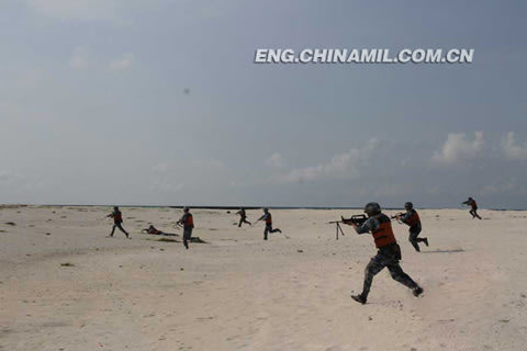Trung Quốc diễn tập đổ bộ đảo ở Biển Đông Trung_quoc_4-20130326-001047-125