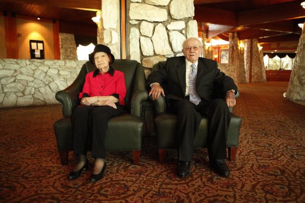 In this Jan. 24, 2012 photo, Theresa Faiss, 96, and her husband, Wilbur, 100, pose for a photo at the Las Vegas Country Club in Las Vegas. Theresa Faiss died Sunday, Oct. 28, 2012 in Las Vegas at the age of 97, just months after the couple was recognized as being the longest married couple in America, (AP Photo/Las Vegas Review-Journal, John Locher) LOCAL TV OUT; LOCAL INTERNET OUT; LAS VEGAS SUN OUT