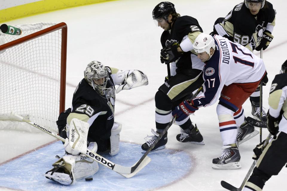 Penguins romp by Blue Jackets 4-2