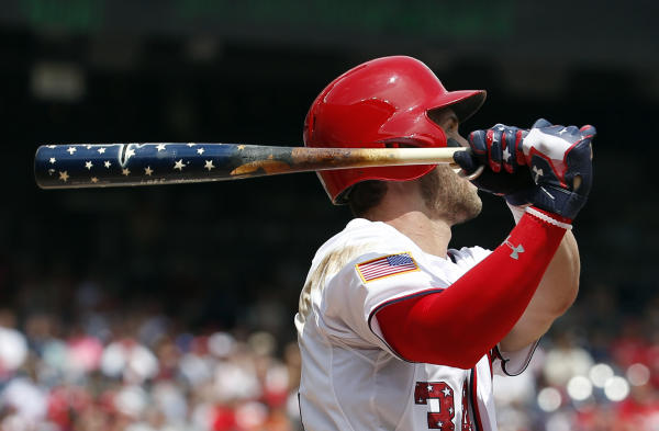 Harper uses patriotic themed bat, homers to help Nats win