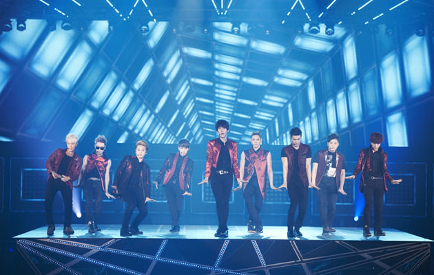 Super Junior in Black and …
