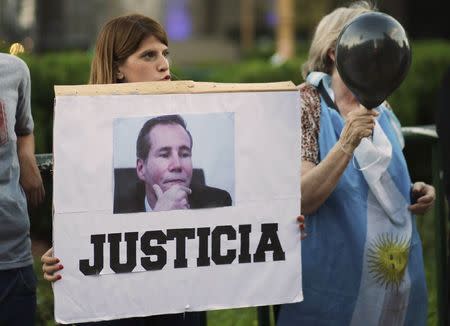 Owner of gun that killed Argentine prosecutor emerges from hiding