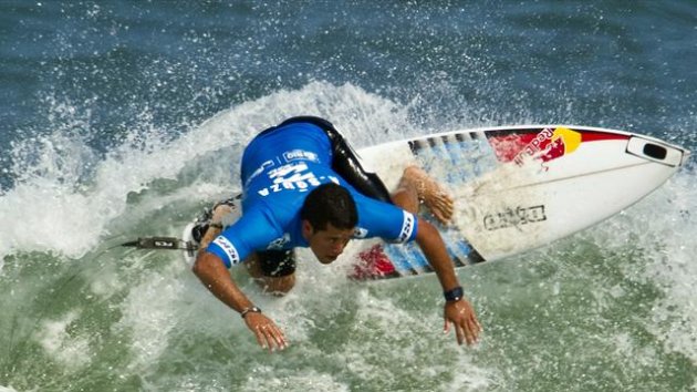 Brazilian surfer Adriano de Souza (AFP)