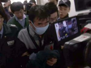 Police Question Captain, Crew on Ferry Disaster