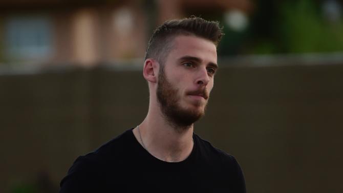 Manchester United&#39;s goalkeeper David de Gea arrives at Las Rozas&#39; Soccer City on September 1, 2015