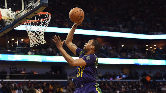 Pelicans&#39; Bryce Dejean-Jones shot, killed after &#39;inadvertently&#39; enterring apartment