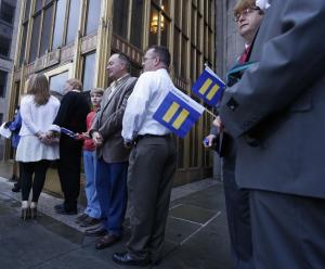 Same-sex couples wait for the Jefferson County courthouse …