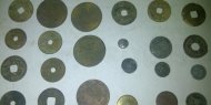 Gali pondasi, warga Indramayu temukan ribuan uang logam kuno