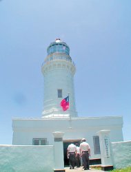 　百年燈塔▲彭佳嶼燈塔於1909年開始發光，已超過百年歷史。（本報資料照片/萬仁奎攝)
