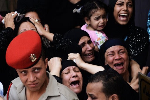صور/ تغطية أخبارية /جنازة العسكريين المصريين 000-Nic6121992-jpg_062411