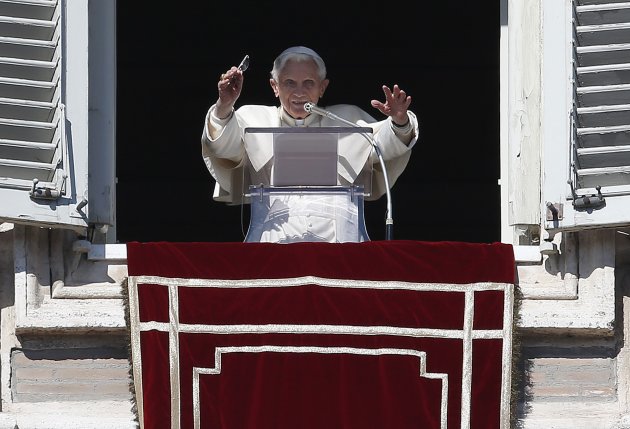 Pope resigns