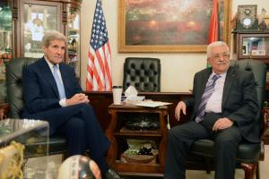 John Kerry (left) meets Mahmud Abbas in Amman on October&nbsp;&hellip;